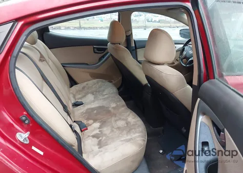 2012 Hyundai Elantra Gls (Ulsan Plant) z USA, uszkodzony, nr VIN KMHDH4AE3CU200066
